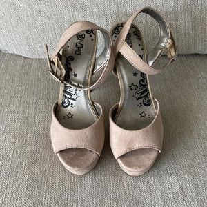 Sand suede heels